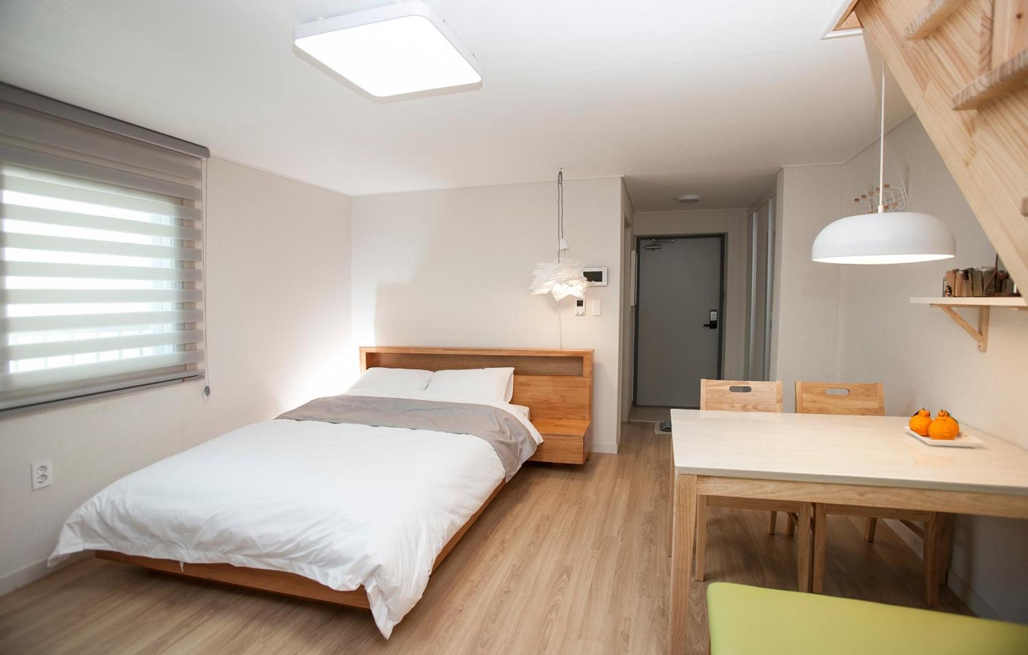 Jeju Aria Pension Экстерьер фото