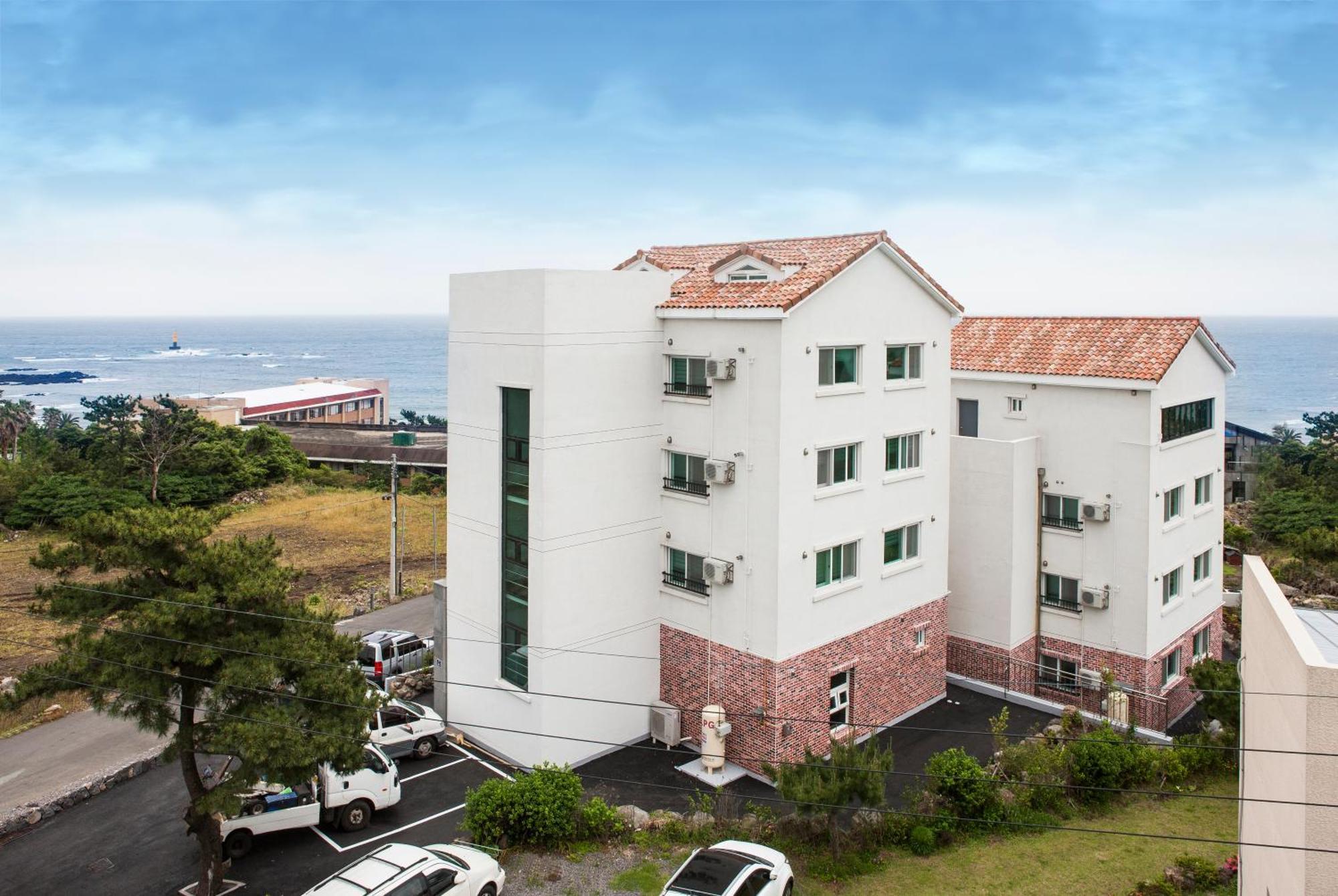 Jeju Aria Pension Экстерьер фото